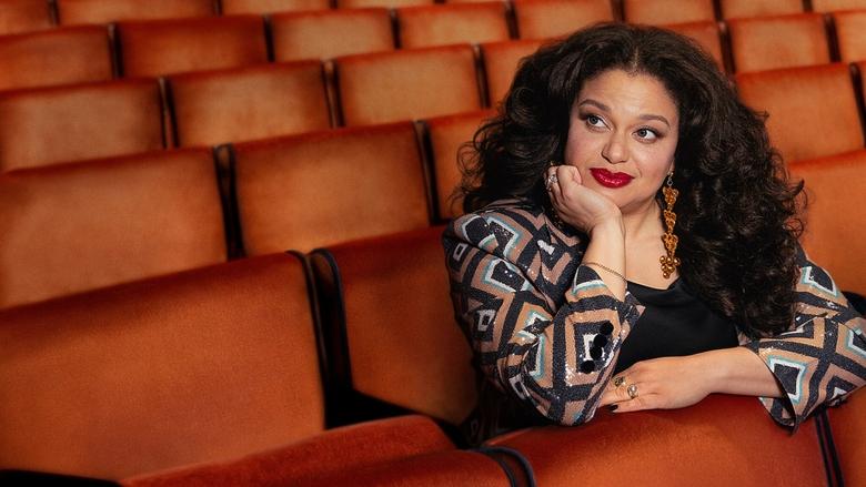 Nonton Film Michelle Buteau: A Buteau-ful Mind at Radio City Music Hall (2024) Subtitle Indonesia - Filmapik