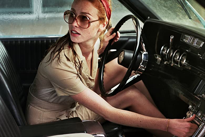 Nonton Film The Lady in the Car with Glasses and a Gun (2015) Subtitle Indonesia - Filmapik